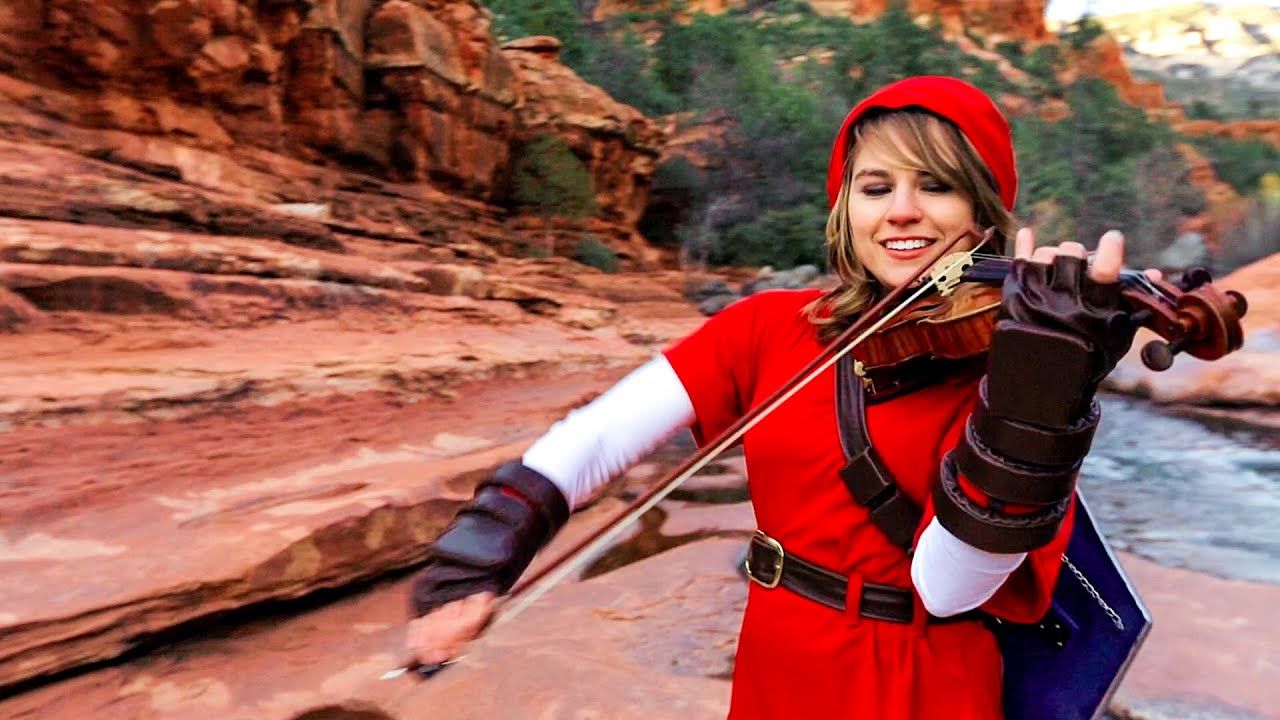 Taylor Davis mit Gerudo Valley Violin-Cover