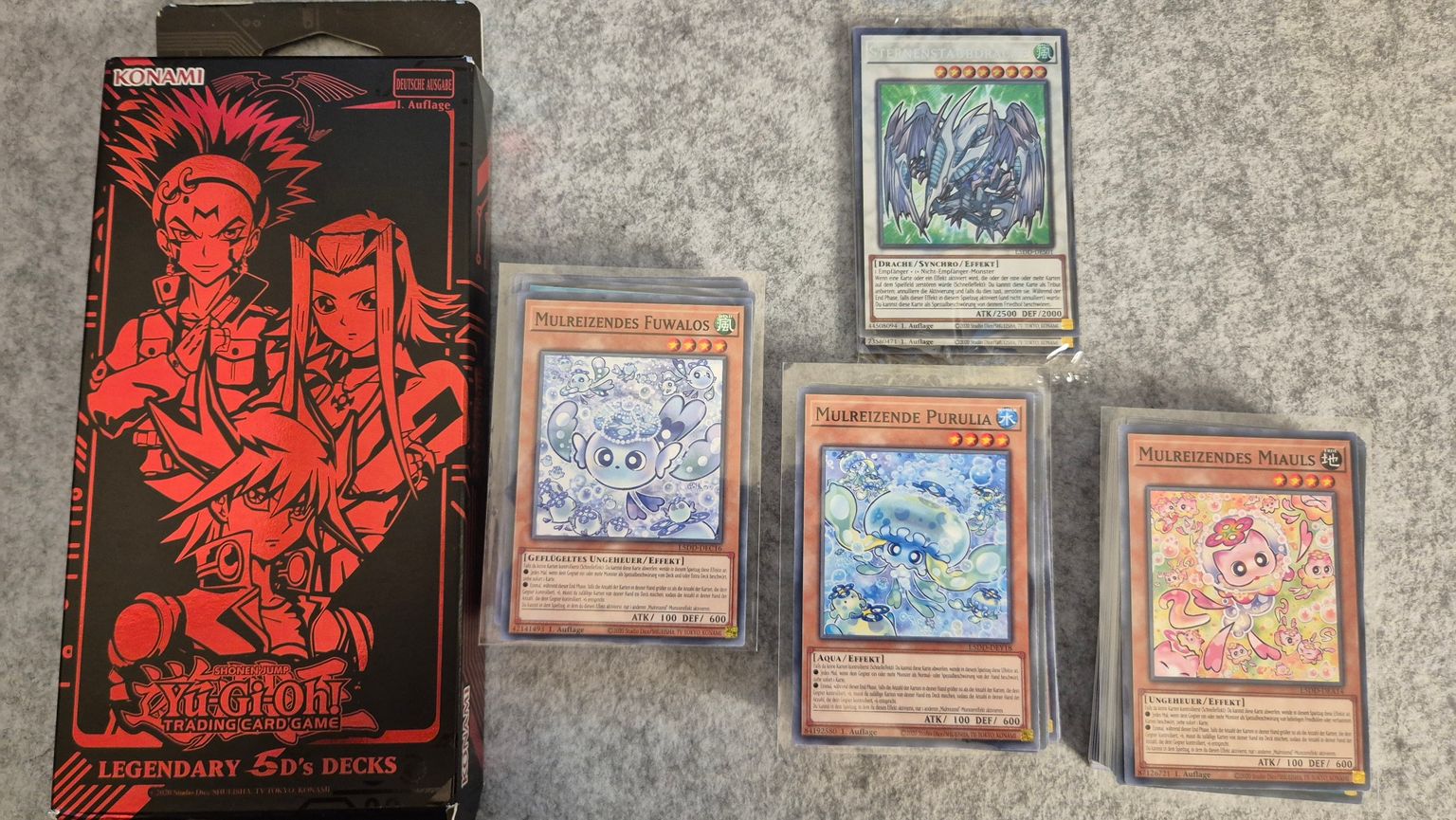 Yu-Gi-Oh! Legendardy 5Ds Decks im Opening